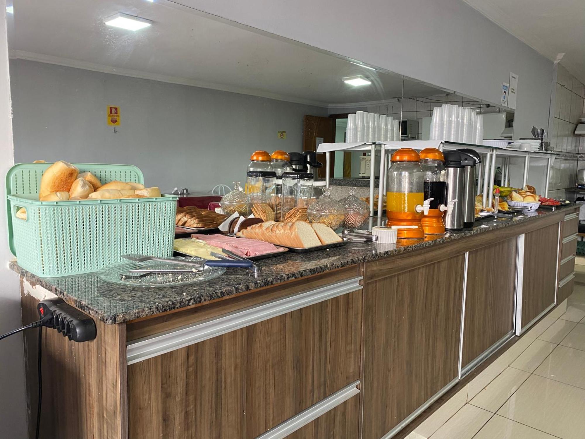 Nasser Hotel Aeroporto Нуклео-Бандейранти Экстерьер фото